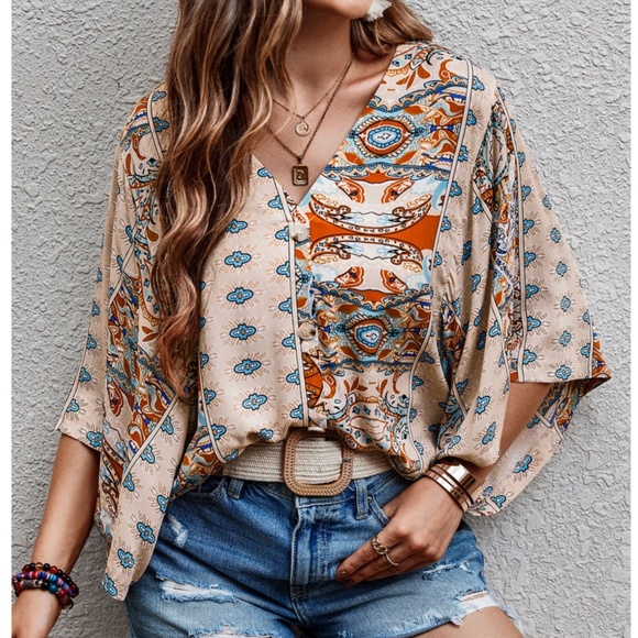 Rouge! Tops - Printed Beige Multicolor Batwing Sleeve V-Neck Blouse Top